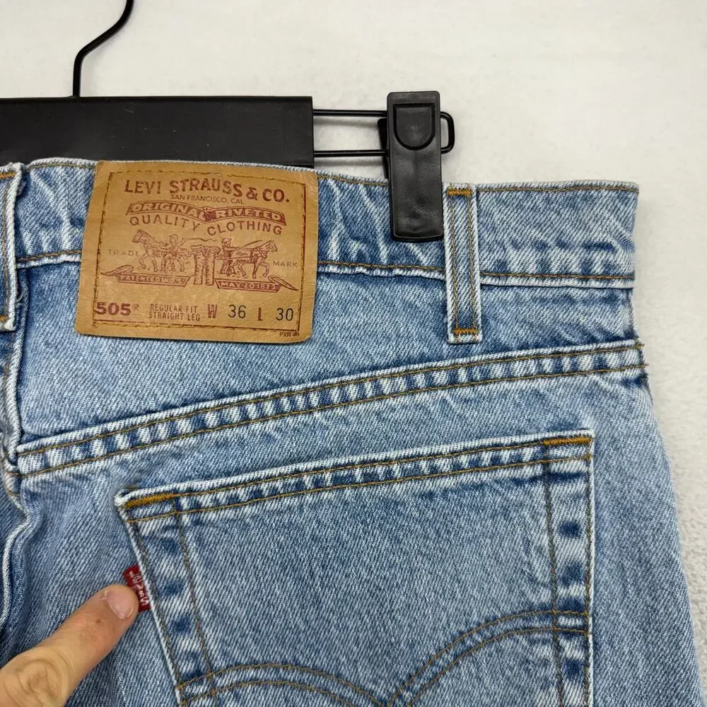 Vintage Levis Jeans Mens 36x30 Fits34x30 blue 505 made In USA Light Straight 90s
